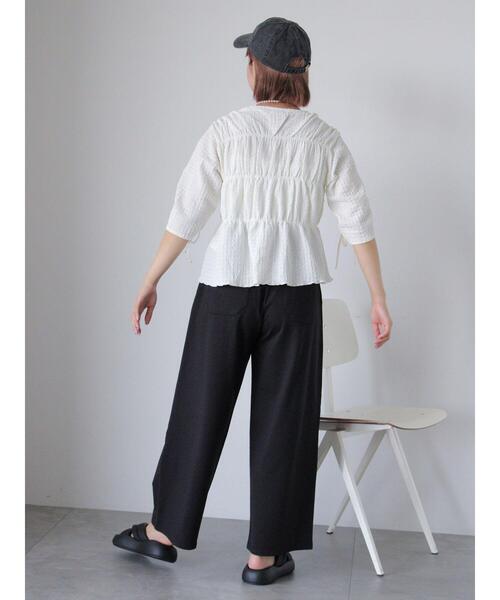 ehka sopo（エヘカソポ）の「カットタックパンツ（その他パンツ・レディース・ブラック/グレー/オフホワイト・F）」の10枚目の写真