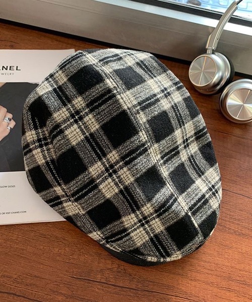BARELY BLUE（ベアリーブルー）の「【 BARELY BLUE / ベアリーブルー 】 チェック柄 ハンチング帽子（ハンチング/ベレー帽・レディース・ベージュ/パープル/ブラック・FREE）」の2枚目の写真