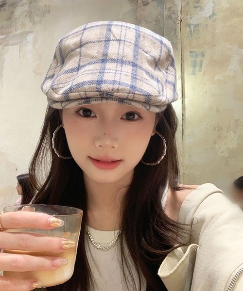 BARELY BLUE（ベアリーブルー）の「【 BARELY BLUE / ベアリーブルー 】 チェック柄 ハンチング帽子（ハンチング/ベレー帽・レディース・ベージュ/パープル/ブラック・FREE）」の5枚目の写真