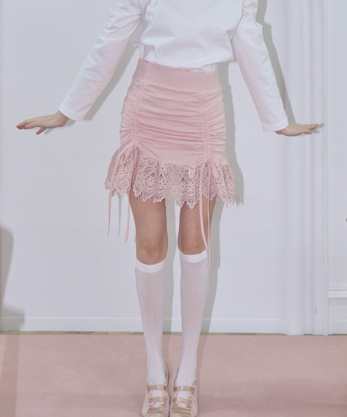 mieya mieya(ミーヤミーヤ)の「【mieya mieya】lace ribbon mini skirt/レースリボンミニスカート(スカート・レディース・ピンク/ブラック/グレー・FREE)」の3枚目の写真