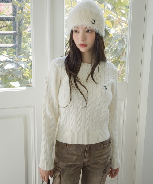 muahmuah(ムーアムーア)の「A'GEM/9 × .kom 『muah muah/ムーアムーア』 TWIST ROUND LOGO KNIT/ツイストラウンド ロゴニット(ニット/セーター・レディース・アイボリー/ブラウン/ネイビー・FREE)」の7枚目の写真