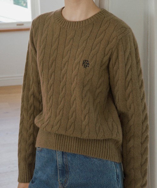 muahmuah(ムーアムーア)の「A'GEM/9 × .kom 『muah muah/ムーアムーア』 TWIST ROUND LOGO KNIT/ツイストラウンド ロゴニット(ニット/セーター・レディース・アイボリー/ブラウン/ネイビー・FREE)」の11枚目の写真
