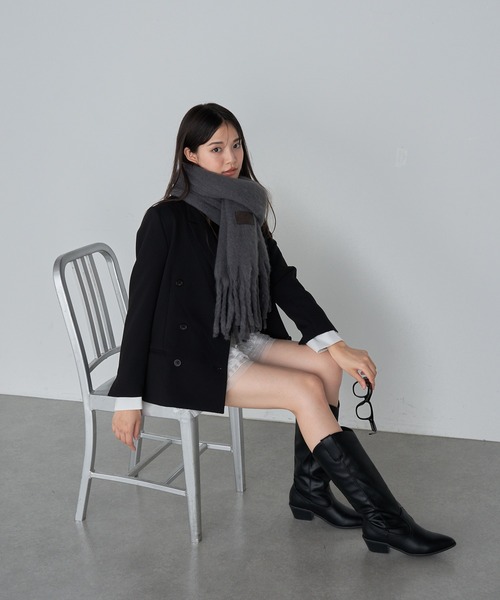 RAY CASSIN（レイカズン）の「レザーパッチマフラー（マフラー・レディース・チャコールグレー/ブルー/ホワイト/レッド・FREE）」の13枚目の写真