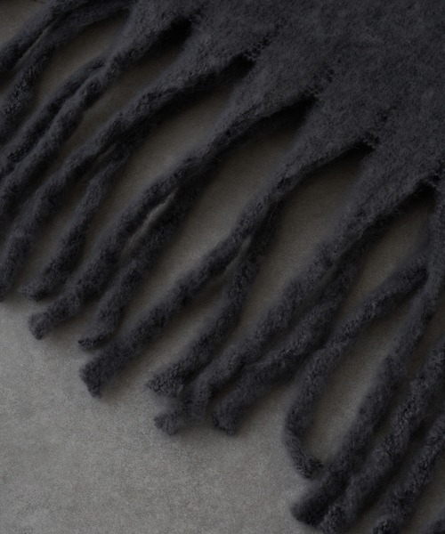 RAY CASSIN（レイカズン）の「レザーパッチマフラー（マフラー・レディース・チャコールグレー/ブルー/ホワイト/レッド・FREE）」の20枚目の写真