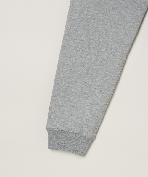 three dots(スリードッツ)の「ダンボールスウェット クルーネック(スウェット・メンズ・ブラウン/ダークブラウン・SMALL/MEDIUM/LARGE)」の5枚目の写真