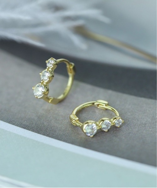 Burner(バーナー)の「【blatto 925silver】シルバー925 ジルコニア3連 フープピアス esm-pierce-45-20【RBTS】(ピアス(両耳用)・レディース・シルバー/ゴールド・FREE)」の5枚目の写真