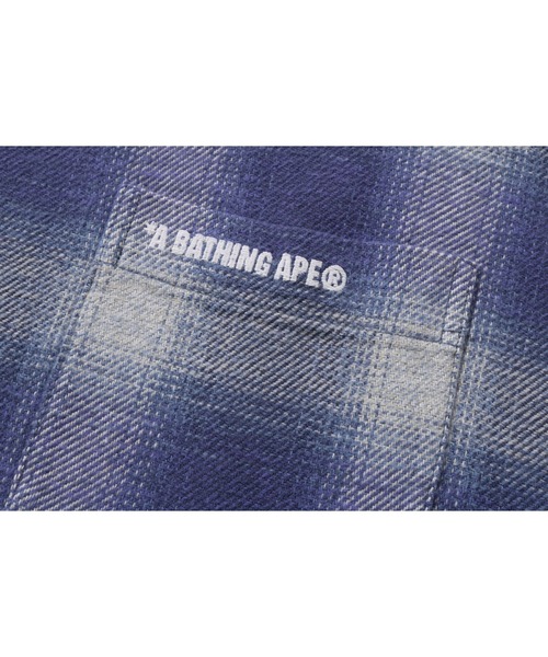 A BATHING APE（アベイシングエイプ）の「A BATHING APE LOGO OMBRE CHECK FLANNEL LS SHIRT（シャツ/ブラウス・メンズ・グリーン/レッド/ベージュ・LARGE/MEDIUM/XX-LARGE/SMALL/X-LARGE）」の7枚目の写真