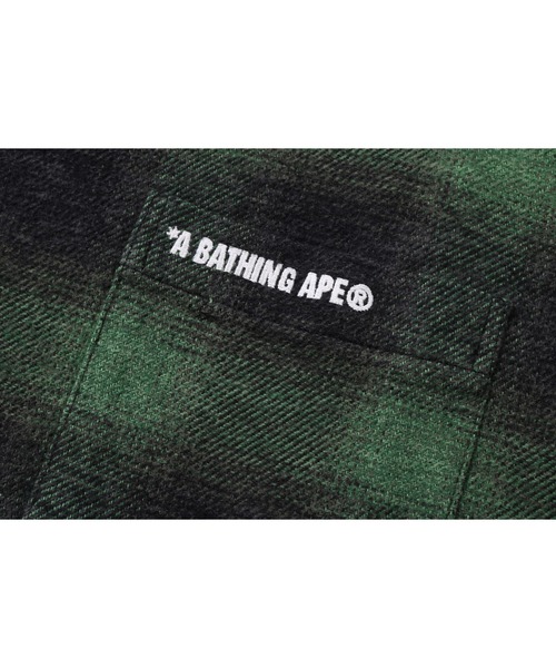 A BATHING APE（アベイシングエイプ）の「A BATHING APE LOGO OMBRE CHECK FLANNEL LS SHIRT（シャツ/ブラウス・メンズ・グリーン/レッド/ベージュ・LARGE/MEDIUM/XX-LARGE/SMALL/X-LARGE）」の8枚目の写真