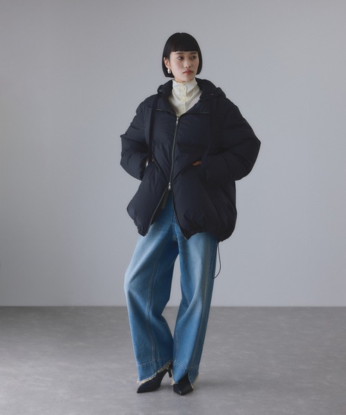 ADAM ET ROPE'（アダムエロペ）の「アンチピリングタートルフィットプルオーバー（ニット/セーター・レディース・ホワイト/ダークブラウン/チャコールグレー・FREE）」の17枚目の写真