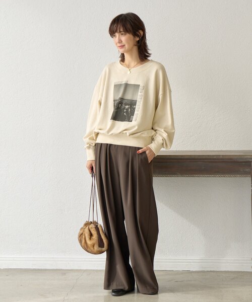 RIVE DROITE(リヴドロワ)の「【大人カジュアルに】2wayPhotoスウェット(Tシャツ/カットソー・レディース・ホワイト系その他/グレー・FREE)」の3枚目の写真