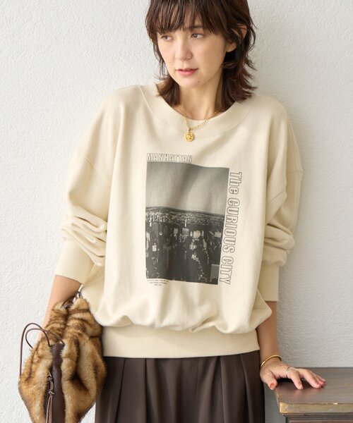 RIVE DROITE(リヴドロワ)の「【大人カジュアルに】2wayPhotoスウェット(Tシャツ/カットソー・レディース・ホワイト系その他/グレー・FREE)」の11枚目の写真