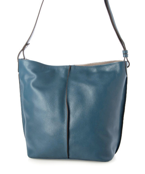 ATLANTA（アトランタ）の「アトランタ ATLANTA / やぎ革軽量ショルダーL（ショルダーバッグ・レディース・ベージュ/ブラック/ブルー・FREE）」の3枚目の写真