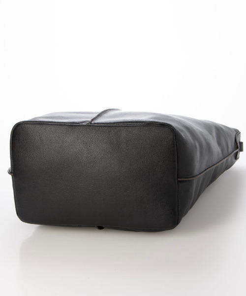 ATLANTA（アトランタ）の「アトランタ ATLANTA / やぎ革軽量ショルダーL（ショルダーバッグ・レディース・ベージュ/ブラック/ブルー・FREE）」の12枚目の写真