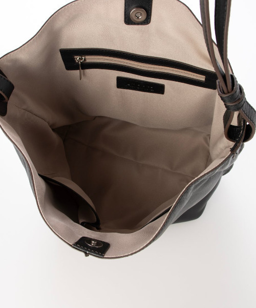 ATLANTA（アトランタ）の「アトランタ ATLANTA / やぎ革軽量ショルダーL（ショルダーバッグ・レディース・ベージュ/ブラック/ブルー・FREE）」の13枚目の写真