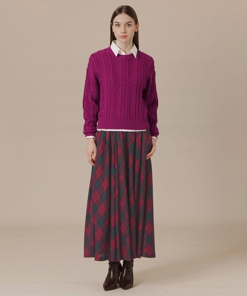 MACKINTOSH LONDON（マッキントッシュ ロンドン）の「【婦人画報11月号掲載】ブリリアントニットケーブルプルオーバー（ニット/セーター・レディース・オフホワイト/ワイン/グレー系その他/ネイビー・38）」の13枚目の写真