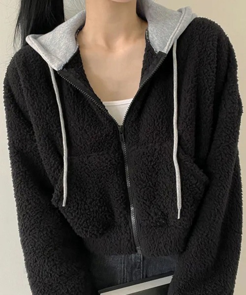 Miniministore(ミニミニストア)の「暖かいボアパーカー ジップアップブルゾン(パーカー・レディース・ブラック/アイボリー・FREE)」の15枚目の写真
