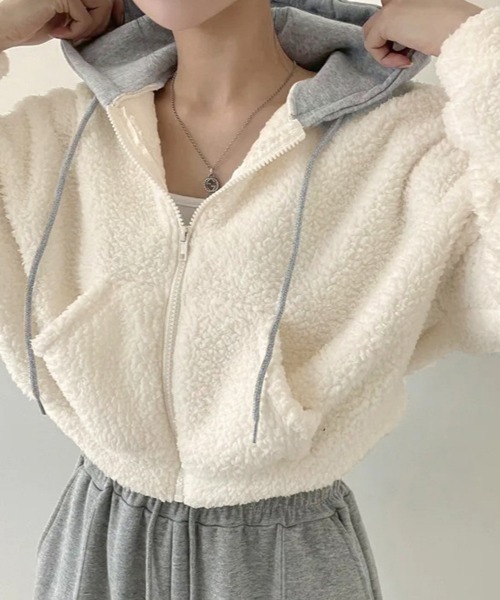 Miniministore(ミニミニストア)の「暖かいボアパーカー ジップアップブルゾン(パーカー・レディース・ブラック/アイボリー・FREE)」の19枚目の写真