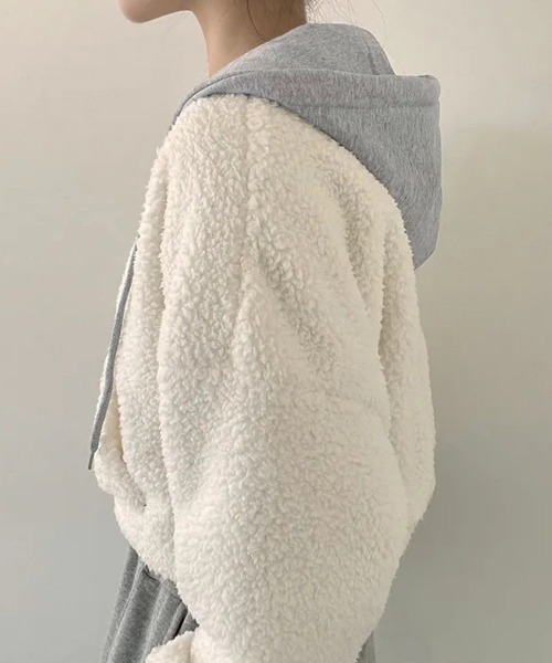 Miniministore(ミニミニストア)の「暖かいボアパーカー ジップアップブルゾン(パーカー・レディース・ブラック/アイボリー・FREE)」の21枚目の写真