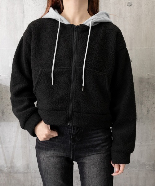 Miniministore(ミニミニストア)の「暖かいボアパーカー ジップアップブルゾン(パーカー・レディース・ブラック/アイボリー・FREE)」の6枚目の写真