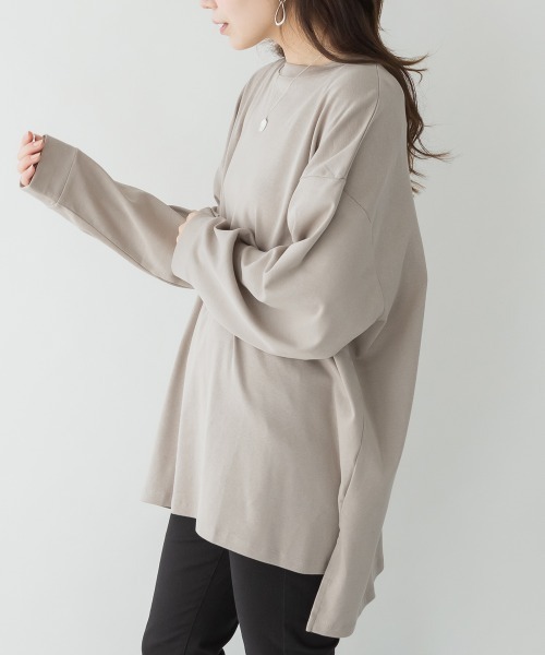 RCD(アールシーディー)の「【レイヤードでも大活躍!】ドルマンスリーブテールカットワイドロングカットソー(Tシャツ/カットソー・レディース・ピンクベージュ/グレイッシュベージュ/カーキ/ブラック/オフホワイト/サックスブルー/ベビーピンク・FREE)」の3枚目の写真