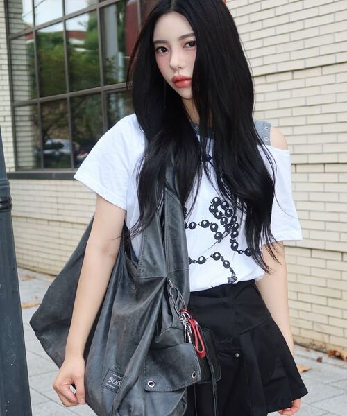 BLACKPURPLE（ブラックパープル）の「マックスポート ビキ バッグ MaxxPort Vicky Bag_BROWN（ショルダーバッグ・レディース・ブラウン・FREE）」の7枚目の写真