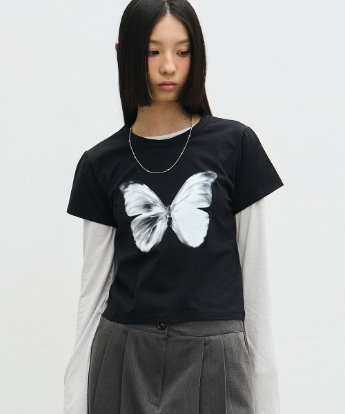 NICK&NICOLE(ニックアンドニコール)の「BUTTERFLY SOFT COLORING CROP TOP_BLACK WHITE(Tシャツ/カットソー・レディース・その他・FREE)」の1枚目の写真