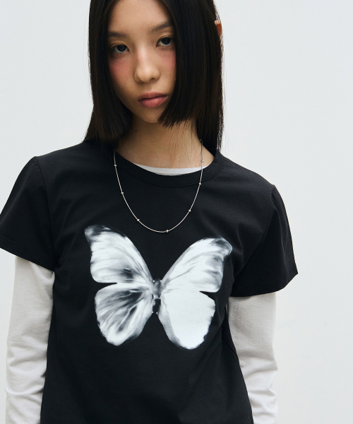 NICK&NICOLE(ニックアンドニコール)の「BUTTERFLY SOFT COLORING CROP TOP_BLACK WHITE(Tシャツ/カットソー・レディース・その他・FREE)」の2枚目の写真