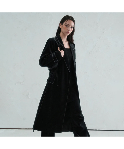 AVANDRESS(アバンドレス )の「Raven Art Leather Long Jacket BLACK x WHITE(ライダースジャケット・レディース・ブラック×ホワイト・FREE)」の1枚目の写真