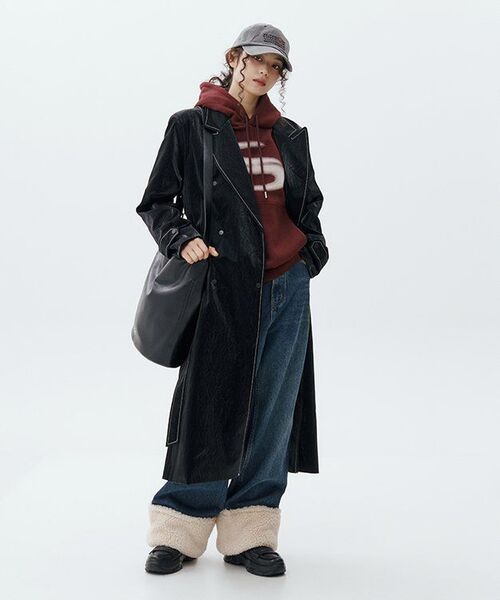 AVANDRESS(アバンドレス )の「Raven Art Leather Long Jacket BLACK x WHITE(ライダースジャケット・レディース・ブラック×ホワイト・FREE)」の5枚目の写真