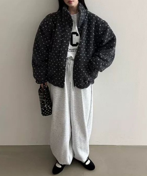 ViViDAY（ビビデー）の「ハート柄もこもこボアブルゾン（ブルゾン・レディース・ブラウン/ダークグレー/アイボリー/オフホワイト・M）」の13枚目の写真