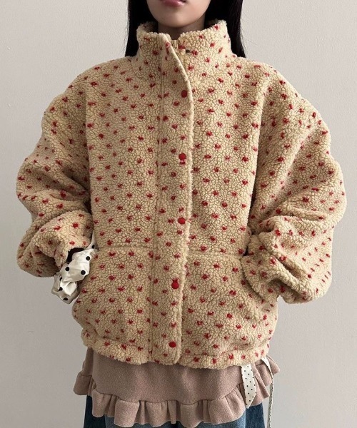 ViViDAY（ビビデー）の「ハート柄もこもこボアブルゾン（ブルゾン・レディース・ブラウン/ダークグレー/アイボリー/オフホワイト・M）」の16枚目の写真