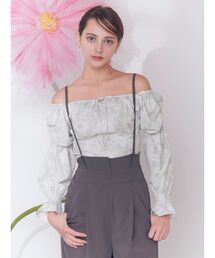 EATME（イートミー）の「スクエアネックシャーリングブラウス（シャツ/ブラウス）」