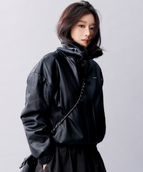 NICK&NICOLE(ニックアンドニコール)の「NICOLE FUR LEATHER MUSTANG_BLACK(ムートンコート・レディース・ブラック・FREE)」の1枚目の写真