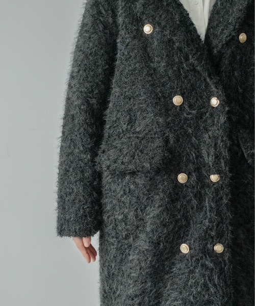 on:nue(オンニュ)の「【on:nue】フリンジシャギーロングチェスターコート(チェスターコート・レディース・イエロー/ホワイト/ブラック・FREE)」の10枚目の写真