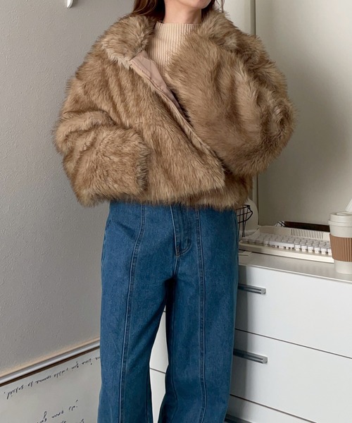 merrylatte(メリーラテ)の「MIXフェイクファージップアップショートブルゾン【NOUA】(ブルゾン・レディース・ブラウン・FREE)」の2枚目の写真