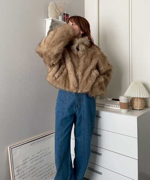 merrylatte(メリーラテ)の「MIXフェイクファージップアップショートブルゾン【NOUA】(ブルゾン・レディース・ブラウン・FREE)」の7枚目の写真