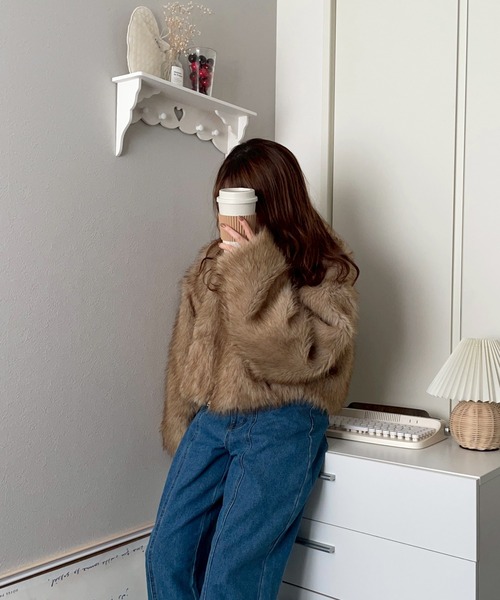 merrylatte(メリーラテ)の「MIXフェイクファージップアップショートブルゾン【NOUA】(ブルゾン・レディース・ブラウン・FREE)」の12枚目の写真