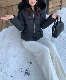 LUCPY（ラクピー）の「ボリュームエコファーフードショートコート（ダウンジャケット/コート）」