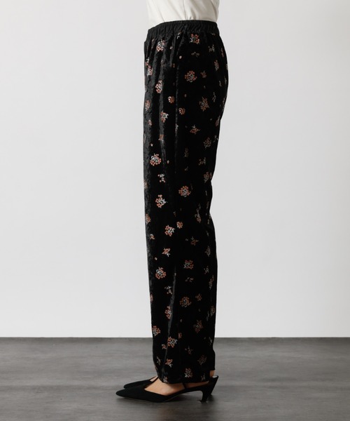 Rouge vif la cle（ルージュヴィフラクレ）の「【Le Melange/ル・メランジュ】花柄ベロアパンツ/#8551502/花柄/ベロア/パンツ【WEB限定】（その他パンツ・レディース・ブラウン/ブラック・フリー）」の11枚目の写真