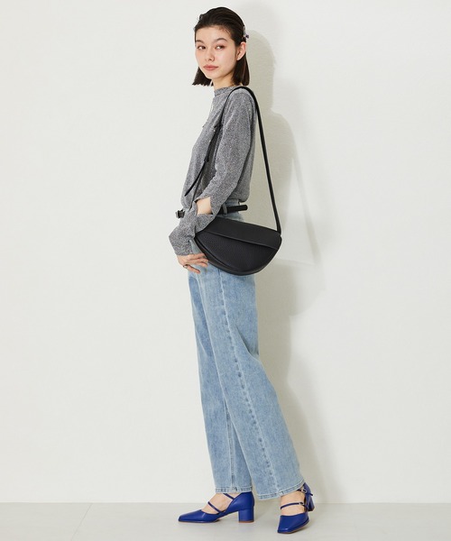 MISCH MASCH（ミッシュマッシュ）の「ソフトレザーボディーバッグ（ショルダーバッグ・レディース・ブラック/ホワイト/イエロー・ﾌﾘ-）」の9枚目の写真