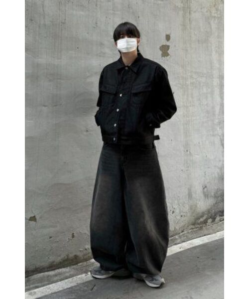 BASEMOMENT(ベースモーメント)の「ノンフェイドクロップデニムジャケットブラック(デニムジャケット・メンズ・その他・LARGE/MEDIUM)」の3枚目の写真