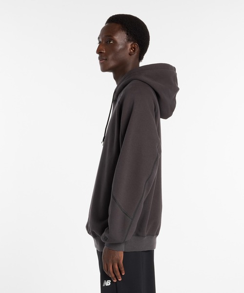 NEW BALANCE(ニューバランス)の「NB GREY オーバーサイズフーディ(パーカー・メンズ・サンドグレー/スミクロ/ブラック・SMALL/MEDIUM/LARGE/X-LARGE/XX-LARGE)」の7枚目の写真
