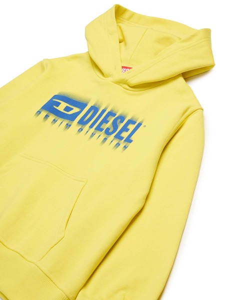 DIESEL KIDS(ディーゼルキッズ)の「DIESEL(ディーゼル)Kids & Junior ブランドロゴフーディーパーカー(パーカー・キッズ・ブルー/ブラック×レッド/ホワイト/イエロー・4Y/6Y/10Y/12Y/16Y/8Y/14Y)」の12枚目の写真