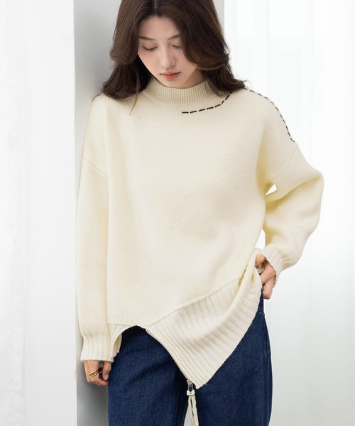 DAY CLOSET（デイ クローゼット）の「遊び心たっぷりニット。長袖 プチハイネック ステッチ アシメ ジップ ニット プルオーバー レディース（ニット/セーター・レディース・クリーム/チャコールグレー・FREE）」の3枚目の写真