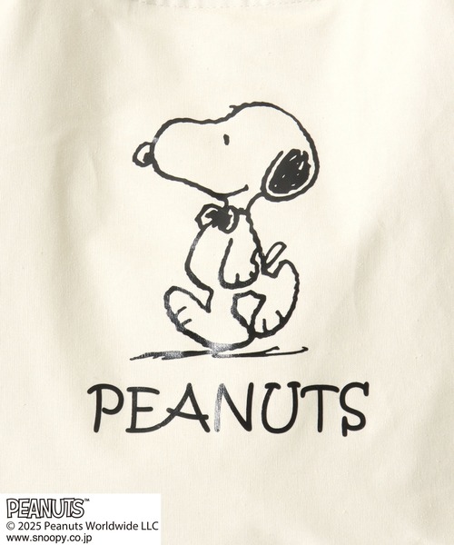 PEANUTS（ピーナッツ）の「PEANUTS SNOOPY（ピーナッツ スヌーピー）キャラクタープリント キャンバス トートバッグ（トートバッグ・レディース・ホワイト系1/ホワイト系2/ブラック系1/ブラック系3/ホワイト系3/ブラック系2・FREE）」の8枚目の写真