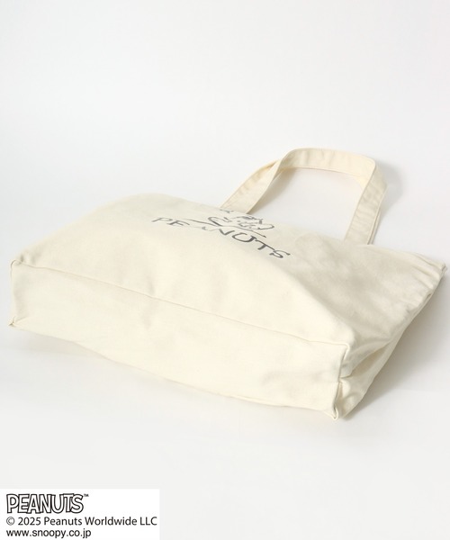 PEANUTS（ピーナッツ）の「PEANUTS SNOOPY（ピーナッツ スヌーピー）キャラクタープリント キャンバス トートバッグ（トートバッグ・レディース・ホワイト系1/ホワイト系2/ブラック系1/ブラック系3/ホワイト系3/ブラック系2・FREE）」の21枚目の写真