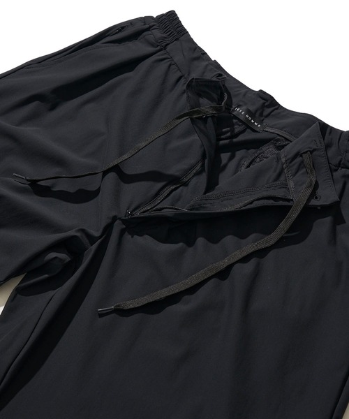 TETE HOMME(テットオム)の「【WEB限定】接触冷感 ナイロントリコット サイドシャーリングパンツ(その他パンツ・メンズ・ブラック/チャコールグレー/ネイビー/カーキ・X-LARGE/LARGE/MEDIUM)」の19枚目の写真