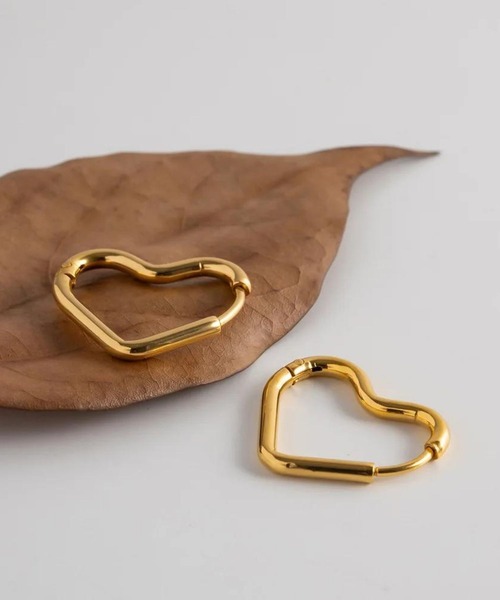 Rennet(レネット)の「【 金属アレルギー対応 】 ステンレス シンプルハートピアス(ピアス(両耳用)・レディース・シルバー/ゴールド・FREE)」の5枚目の写真