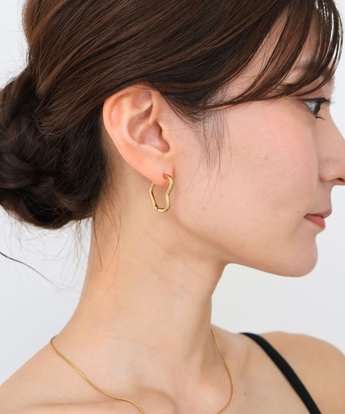 Rennet(レネット)の「【 金属アレルギー対応 】 ステンレス シンプルハートピアス(ピアス(両耳用)・レディース・シルバー/ゴールド・FREE)」の9枚目の写真