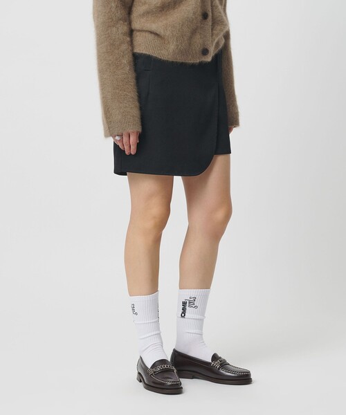 H　BEAUTY&YOUTH UNITED ARROWS（エイチビューティーアンドユースユナイテッドアローズ）の「＜H＞ギャバ アシンメトリー ミニスカート（スカート・レディース・オリーブ/ブラック・S/M）」の4枚目の写真